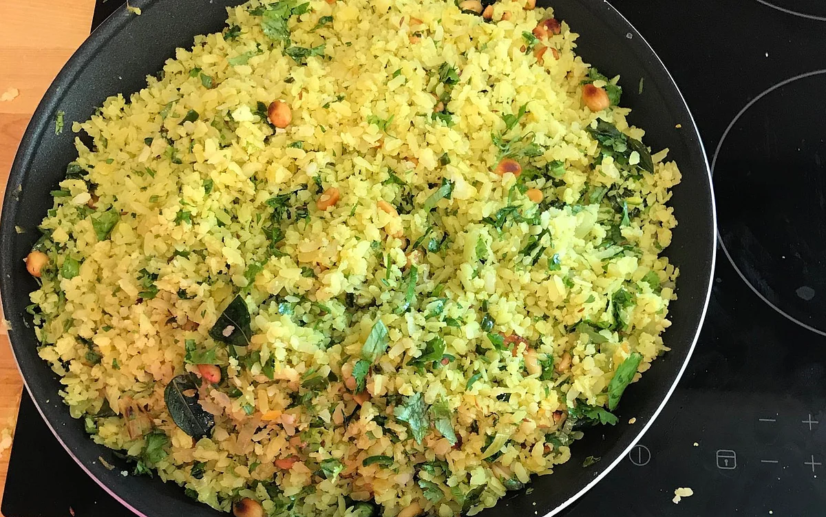 Burp! Shabana Azmi’s “Upma” Pic Gets a Mouthful of Sarcasm