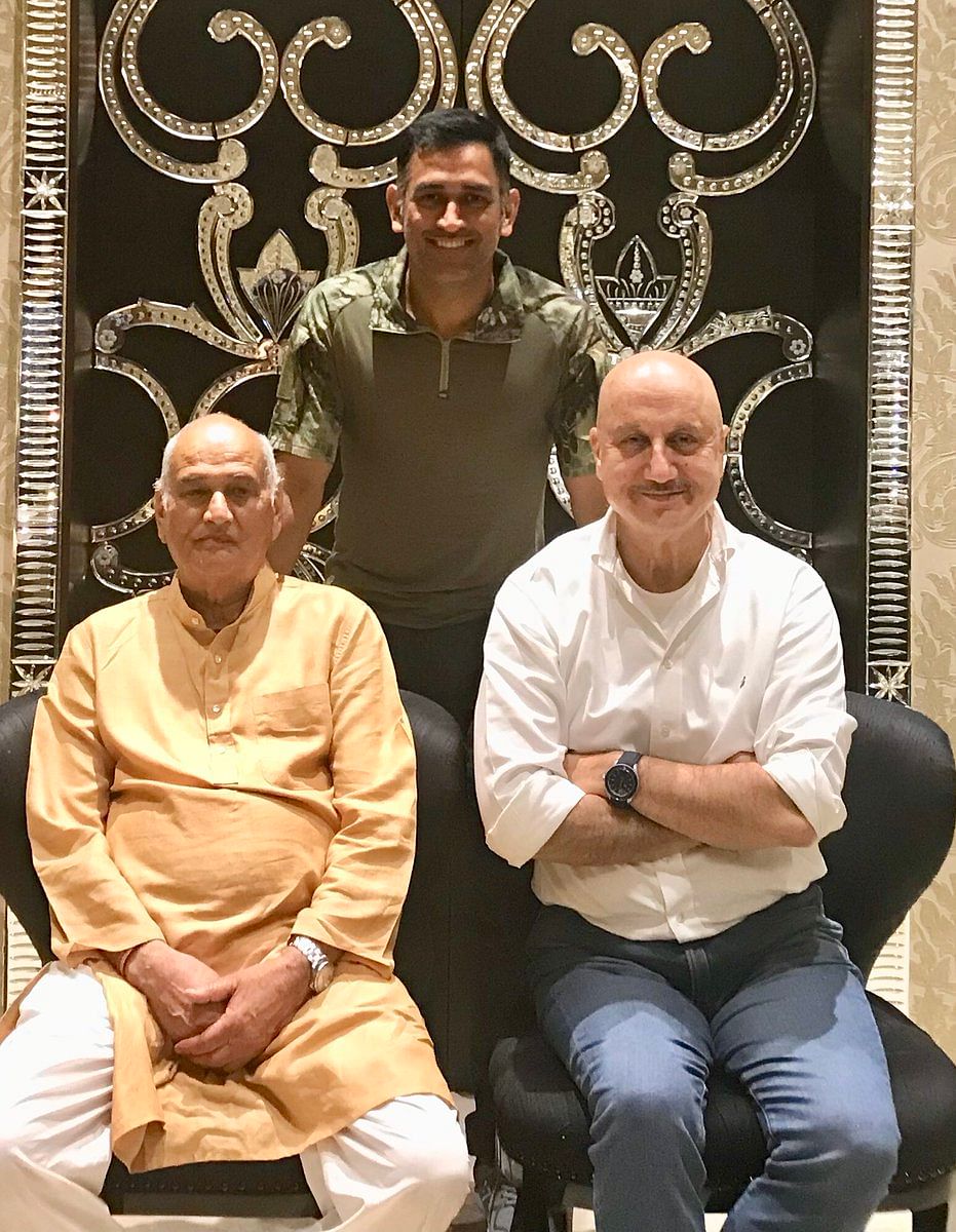Anupam Kher meets MS Dhoni and his daughter Ziva in Ranchi.