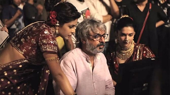 Priyanka Chopra, Sanjay Leela Bhansali and Deepika Padukone on the sets of <i>Bajirao Mastani. </i>