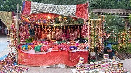 Delhi Haat has one of the most exuberant Diwali melas. (Photo Courtesy: Facebook/<a href="http://bit.ly/2krzItW">Dilli Haat</a>)