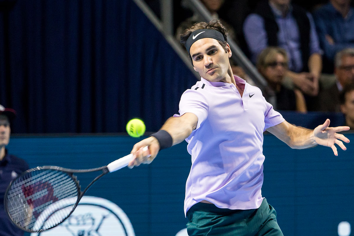 Roger Federer battled past Argentina’s Juan Martin del Potro 6-7(5) 6-4 6-3 for an eighth Swiss Indoors title.