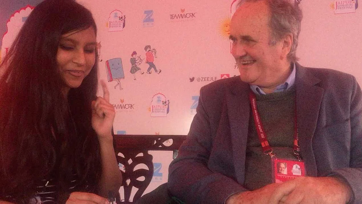 On Mark Tully’s 82nd birthday, let’s revisit the words of some of his most powerful books. <i>(Photo: Urmi Bhattacheryya/<b>The Quint</b>)</i>