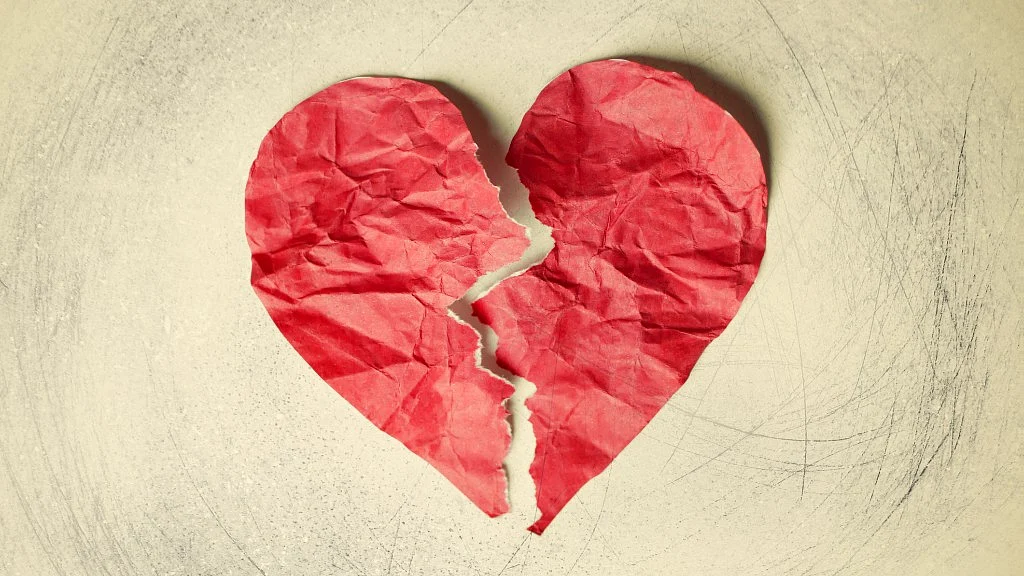 The average age of the first heart attack amongst Indians is 10-15 years younger than in western populations.