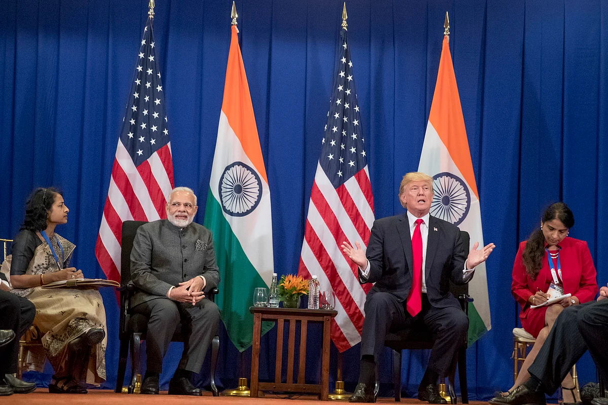 President Donald Trump along with Prime Minister Narendra Modi speak to the media during the ASEAN Summit in Manila, Philippines, 13 November 2017.