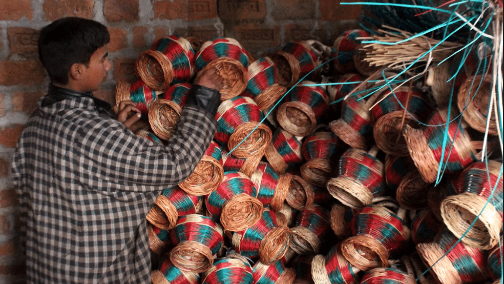For decades Kashmiris have used the traditional fire-pot called Kangri, for keeping themselves warm during winters.