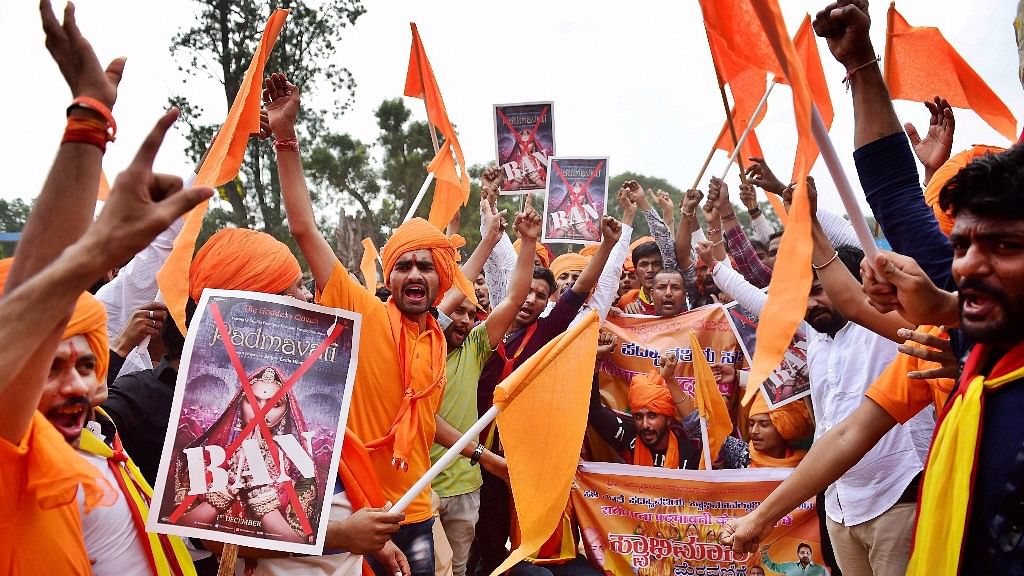 Karni Sena holds protests against release of <i>Padmavati.</i>