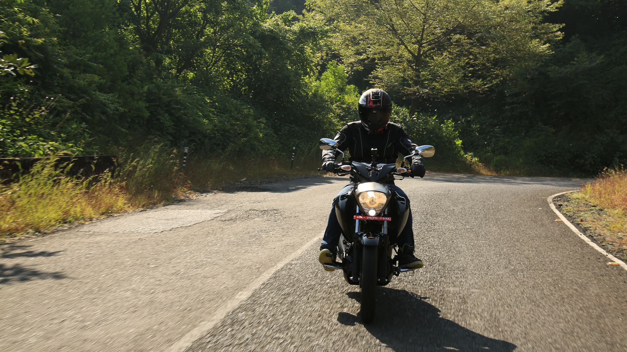 The Intruder 150 comes with the same 155 cc engine as on the Gixxer 150