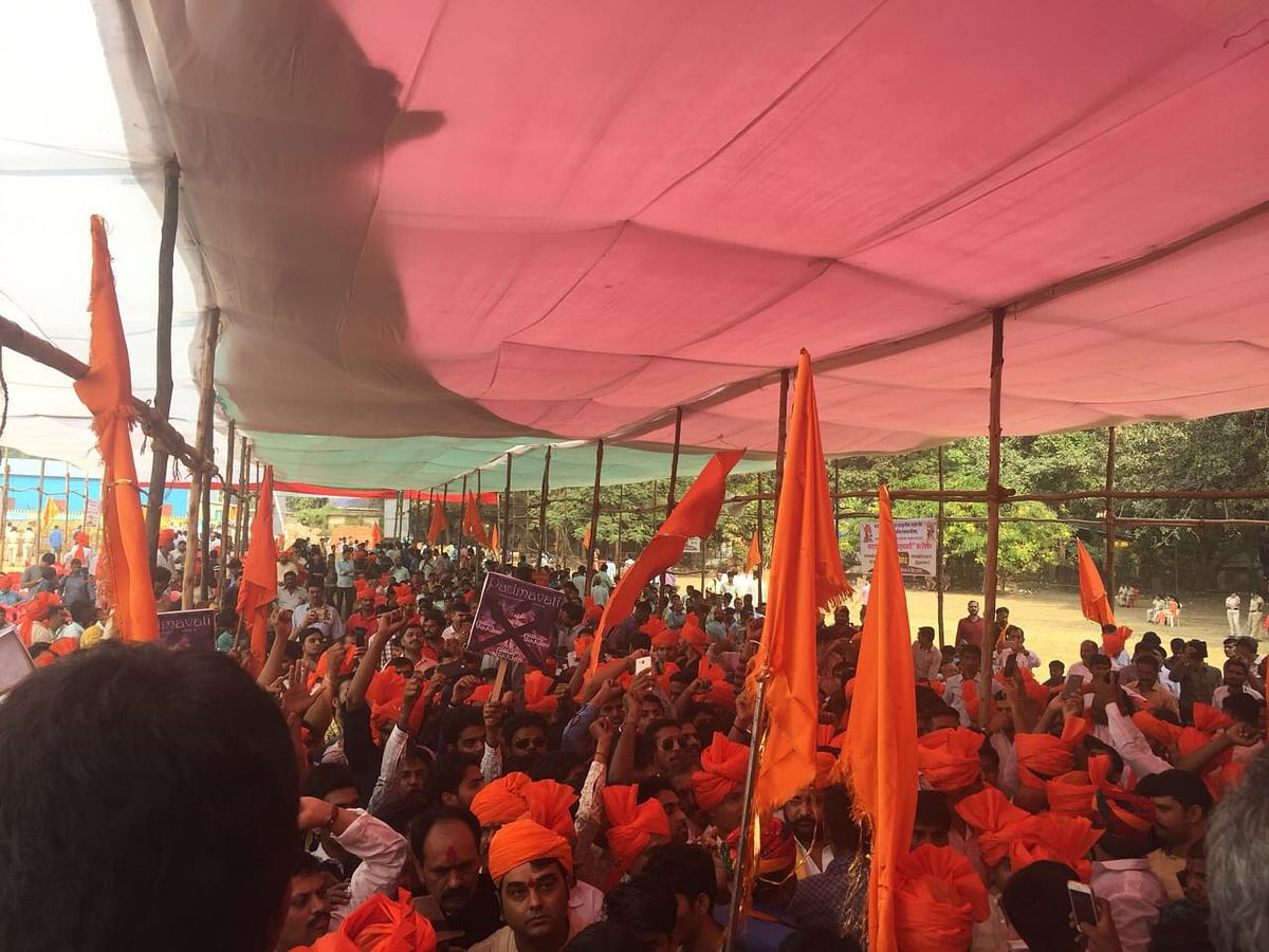 Hundreds of protesters from several Rajput groups held demonstrations against Padmavati in Azad Maidan.