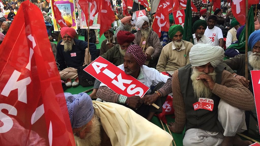 In Photos: Debt-Stricken Farmers Protest By Forming Kisan Sansad