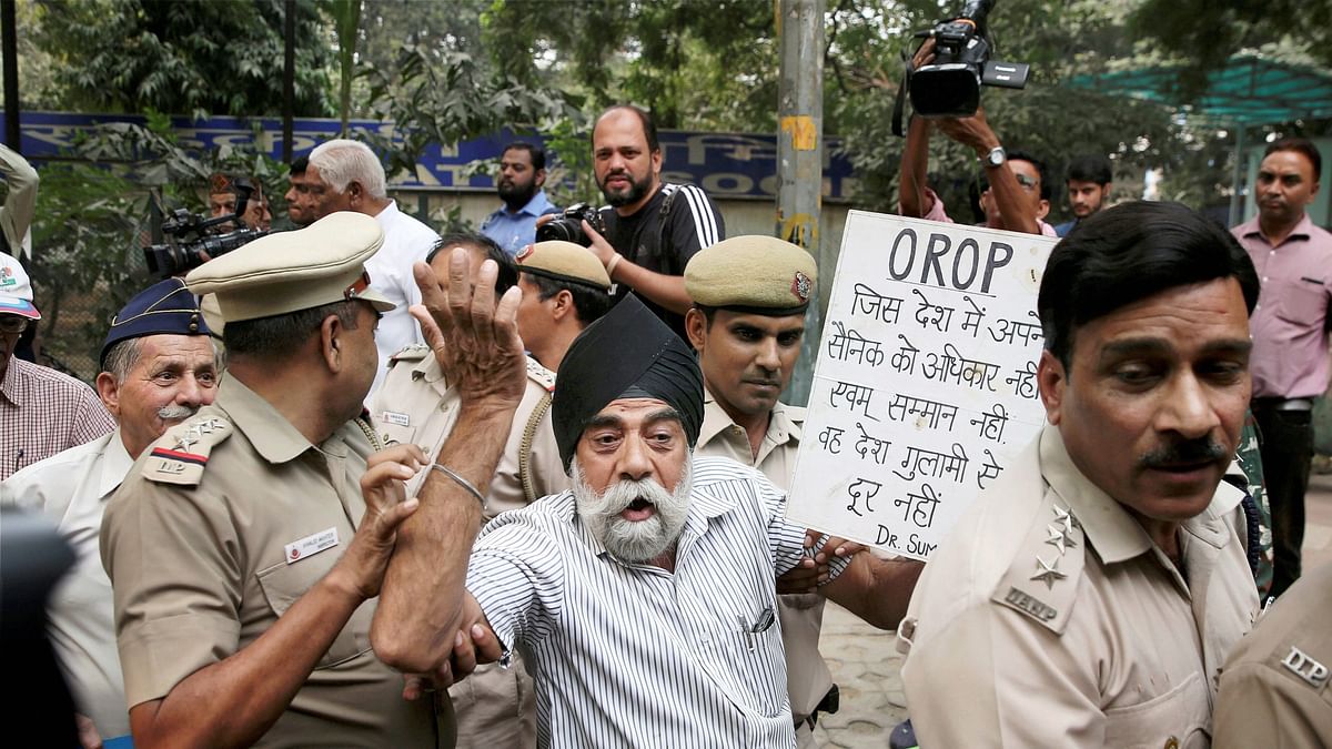Police Action Against Veterans Shows Growing Civil-Military Rift