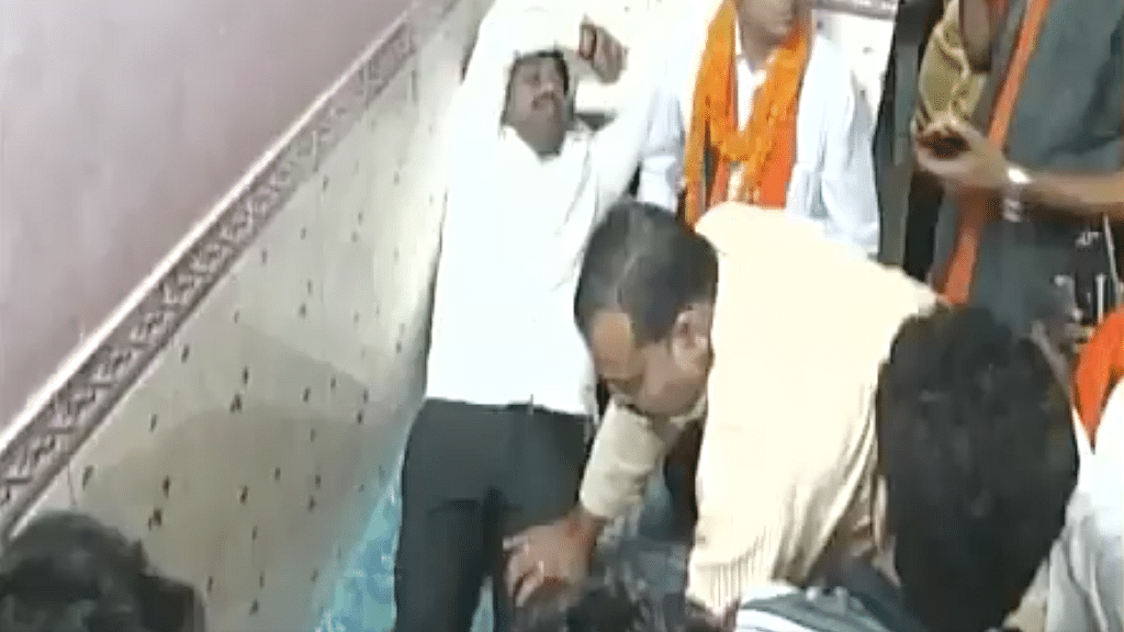 After an exhausting day of campaigning, a ‘tired’ Uttar Pradesh cabinet minister got a foot massage from BJP workers.