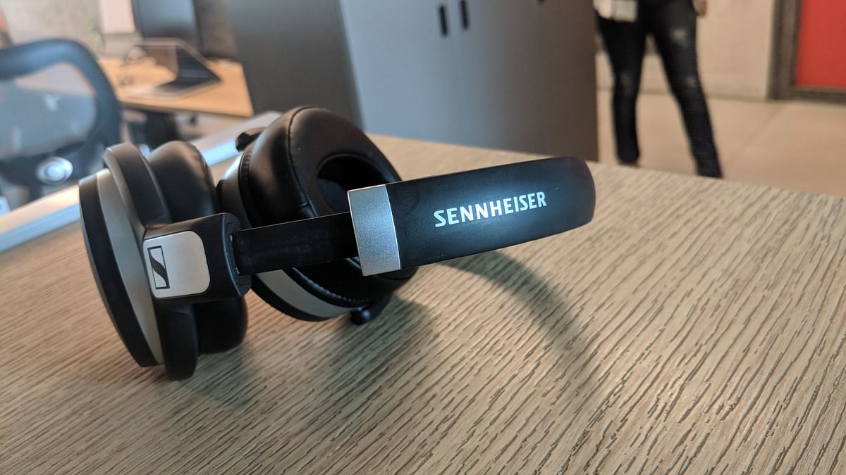 The mid-range wireless headphone from Sennheiser comes with noise-cancellation support and offers long battery life.