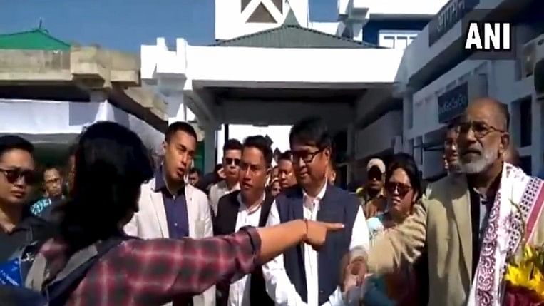 The passenger confronted KJ Alphons at the Imphal Airport, who later clarified that the President’s flight was landing, which is why her flight was delayed.