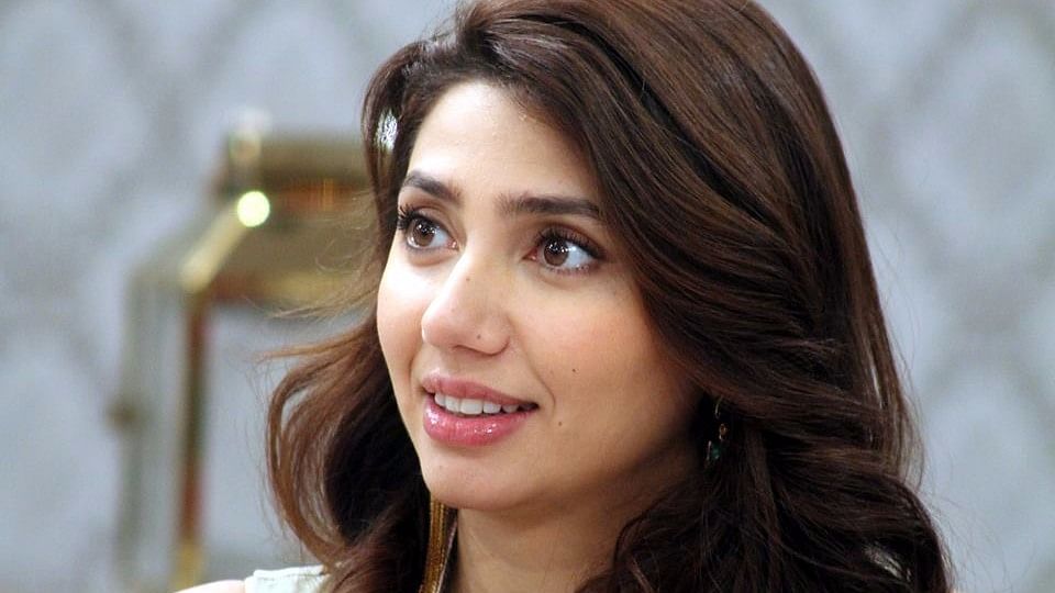 Mahira Khan bares her heart about leaked photos.