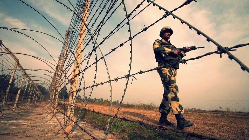 An Indian soldier along the LoC. Image used for representational purposes.&nbsp;