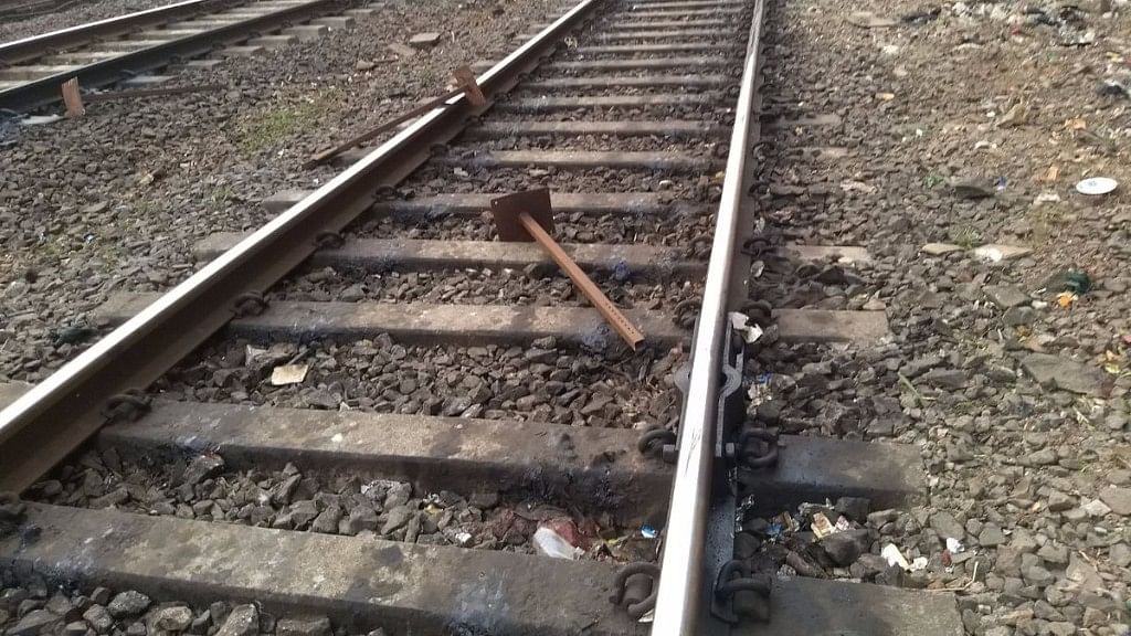 Three iron rods were found on the tracks near Masjid station, motorman stopped the train right on time.&nbsp;