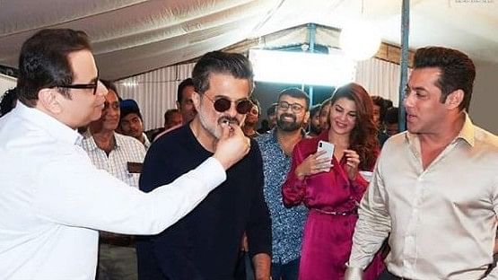 Salman receives an early birthday gift and Anil Kapoor celebrates his birthday on the sets of ‘Race 3’.
