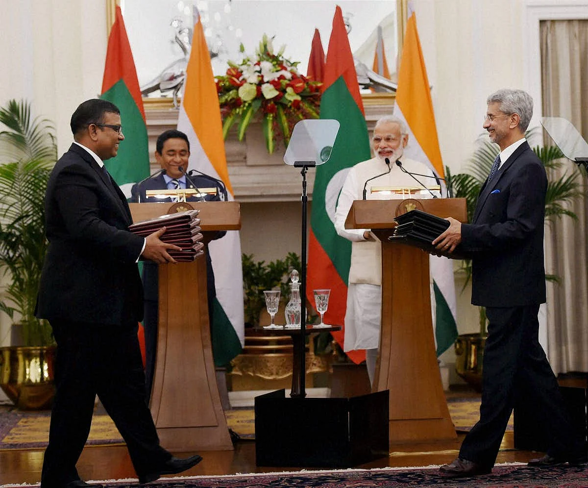File photo of Prime Minister Narendra Modi with President of Maldives Abdulla Yameen Abdul Gayoom, witnessing the exchange of agreements documents after their meeting at Hyderabad House in New Delhi.