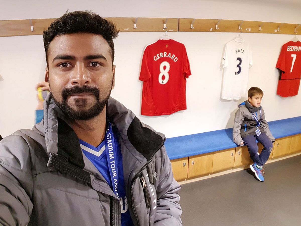 When a Chelsea FC fan from India visits Stamford Bridge. The story in pictures.