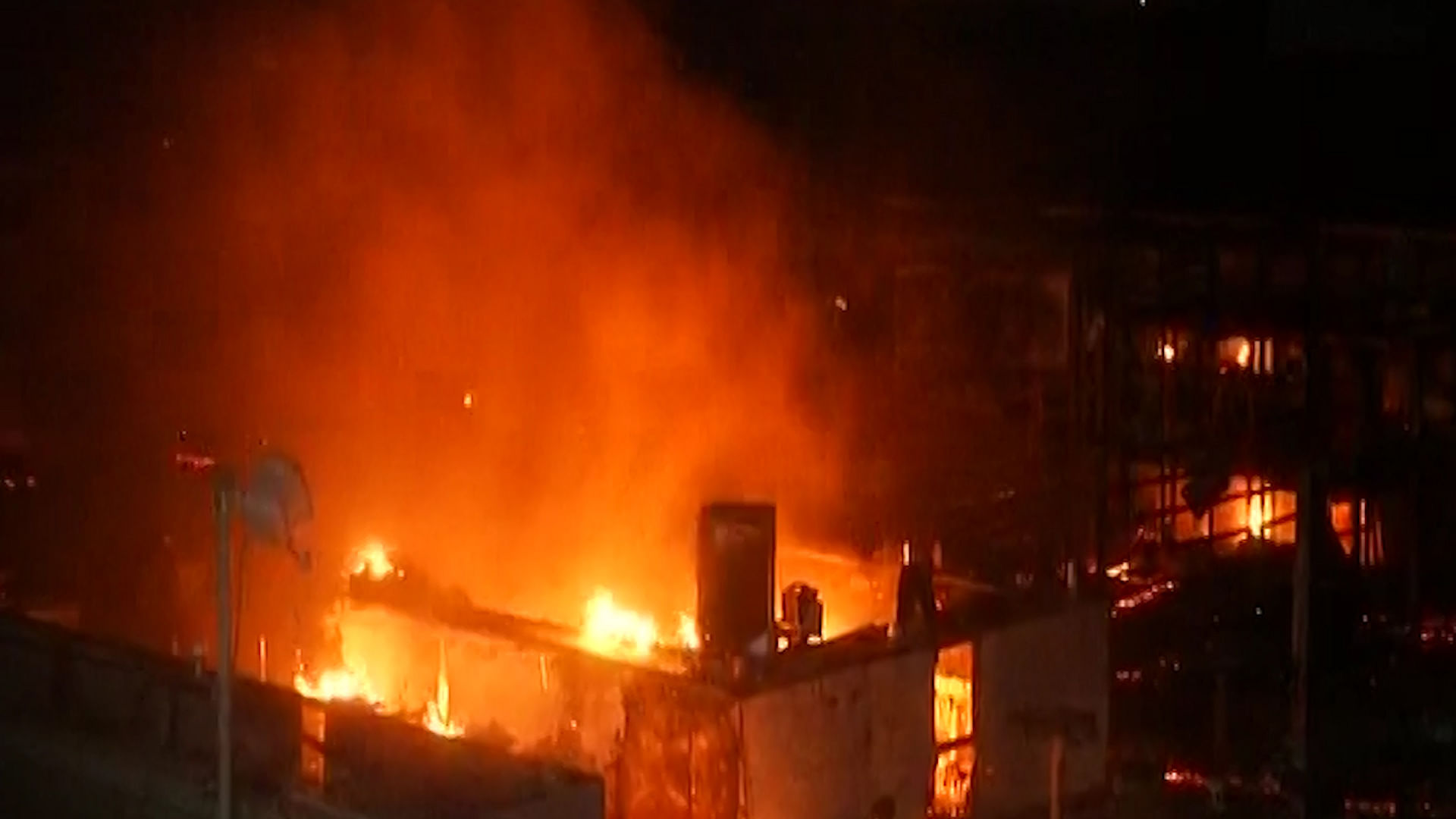 Fire broke out at Kamala Mills Compound in Mumbai.