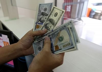 Yuan may replace dollar in Pakistan-China trade