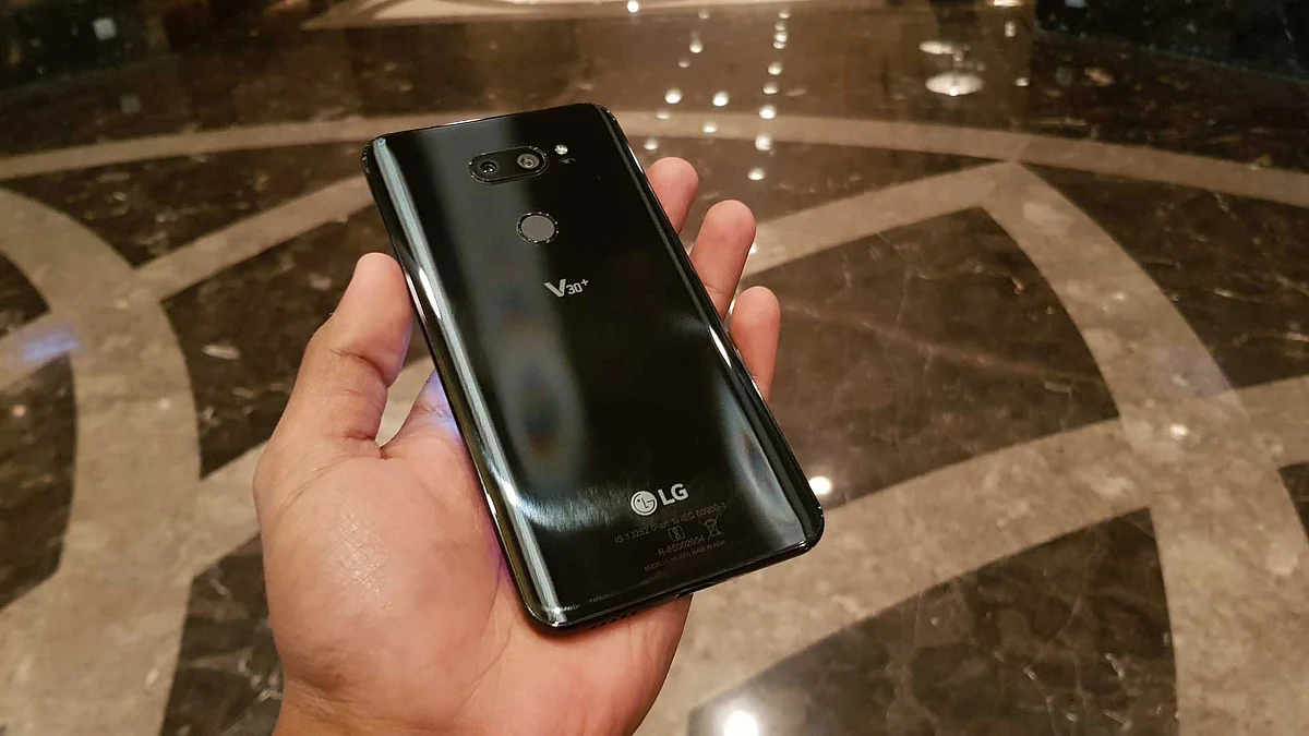 The V30+ sports an all-glass body