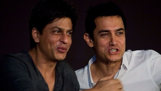 Shah Rukh Khan and Aamir Khan are all smiles.&nbsp;