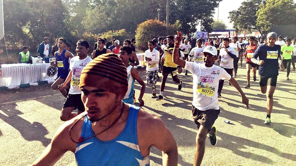 The eight degrees celsius cold didn’t stop thousands of Delhiites from “running for laadli.”