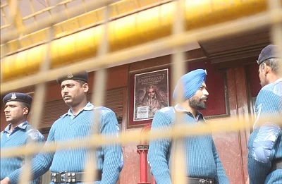 New Delhi: Security beefed up outside cinema halls as Sanjay Leela Bhansali