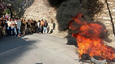 Chittorgarh: A view of tyres burnt by the members of Karni Sena during a protest on the eve of the screening of Sanjay Leela Bhansali