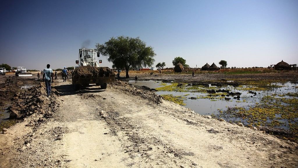 Akoka residents, who earn their living through fishery, had to wade through neck-deep water to reach the country’s second largest city, Malakal, before the bridge was repaired.