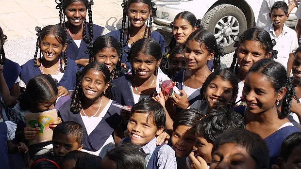 One in every five adolescents had not completed eight years of schooling. The rate was about the same for men and women.