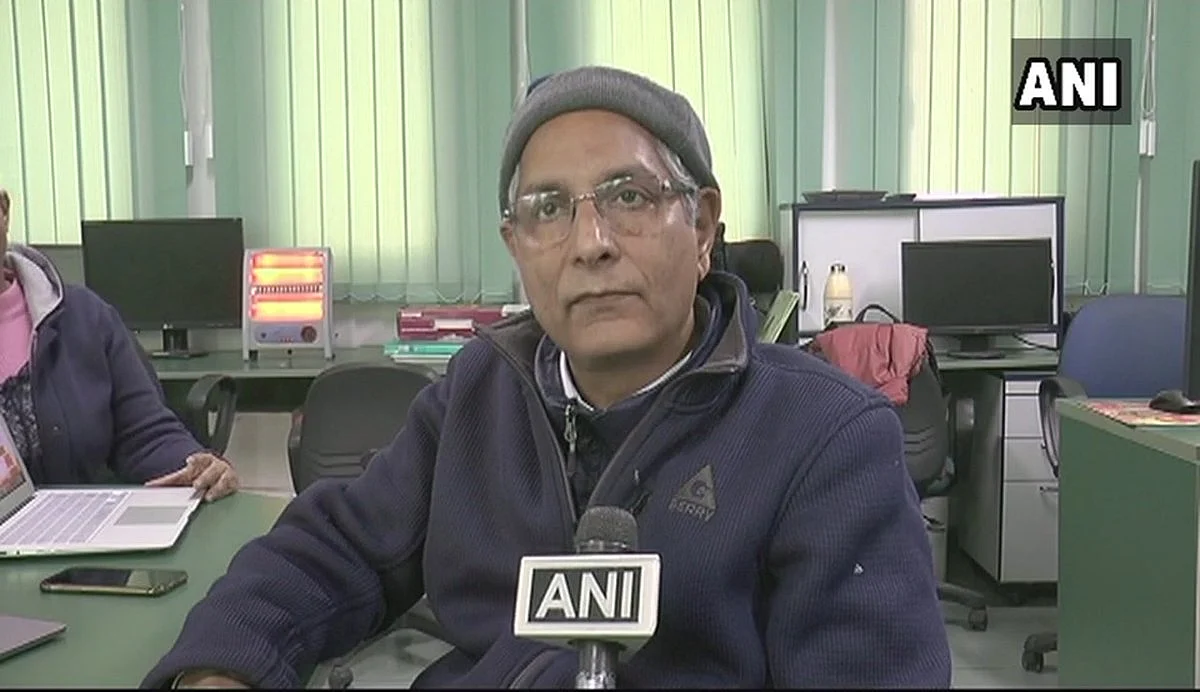 T V Prabhakar, a professor at IIT Kanpur.