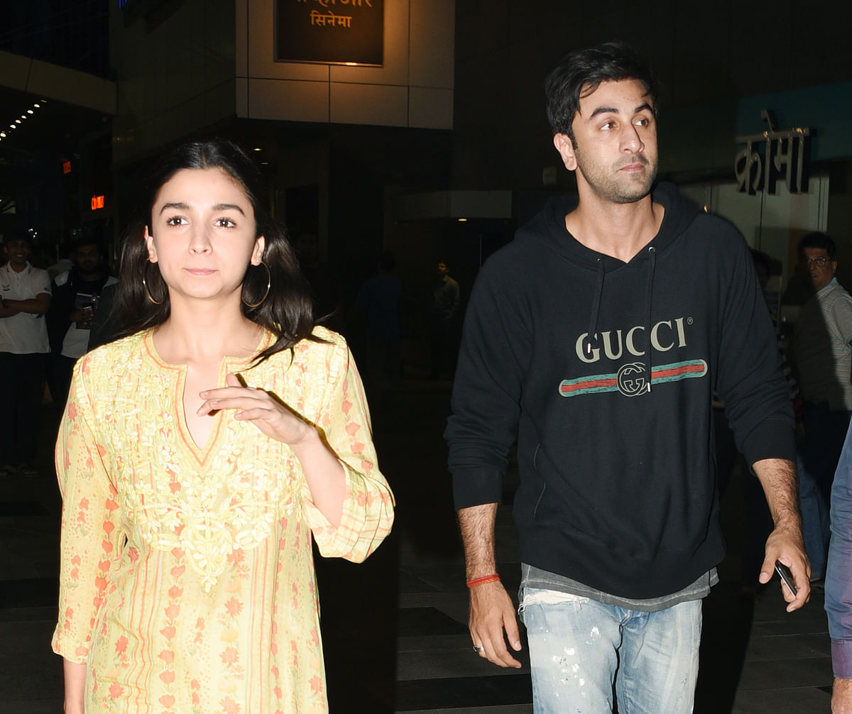 Are Alia Bhatt and Ranbir Kapoor finally dating? 