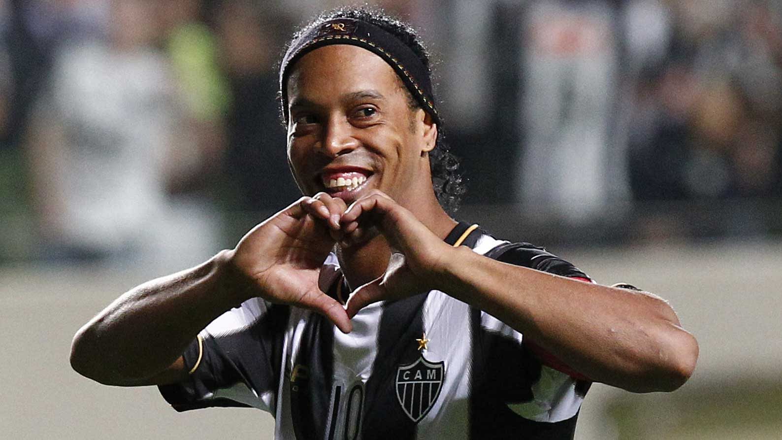 Ronaldinho and his brother were jailed exactly a month ago on charges of using false passports to enter Paraguay.