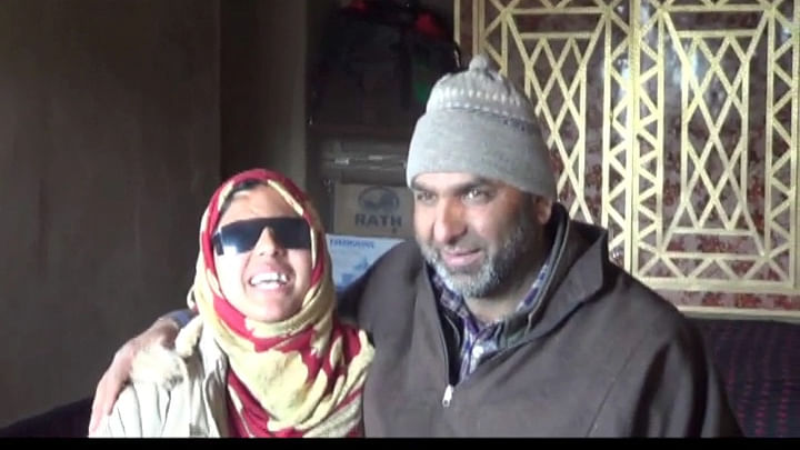 Blinded by Pellets, 15-Year-Old Shopian Girl Clears 10th Grade