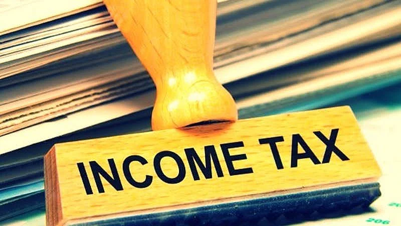 <span style="white-space: pre-wrap; background-color: rgb(255, 255, 255);">Income tax sleuths carried out searches and surveys at properties for suspected tax evasion.</span>