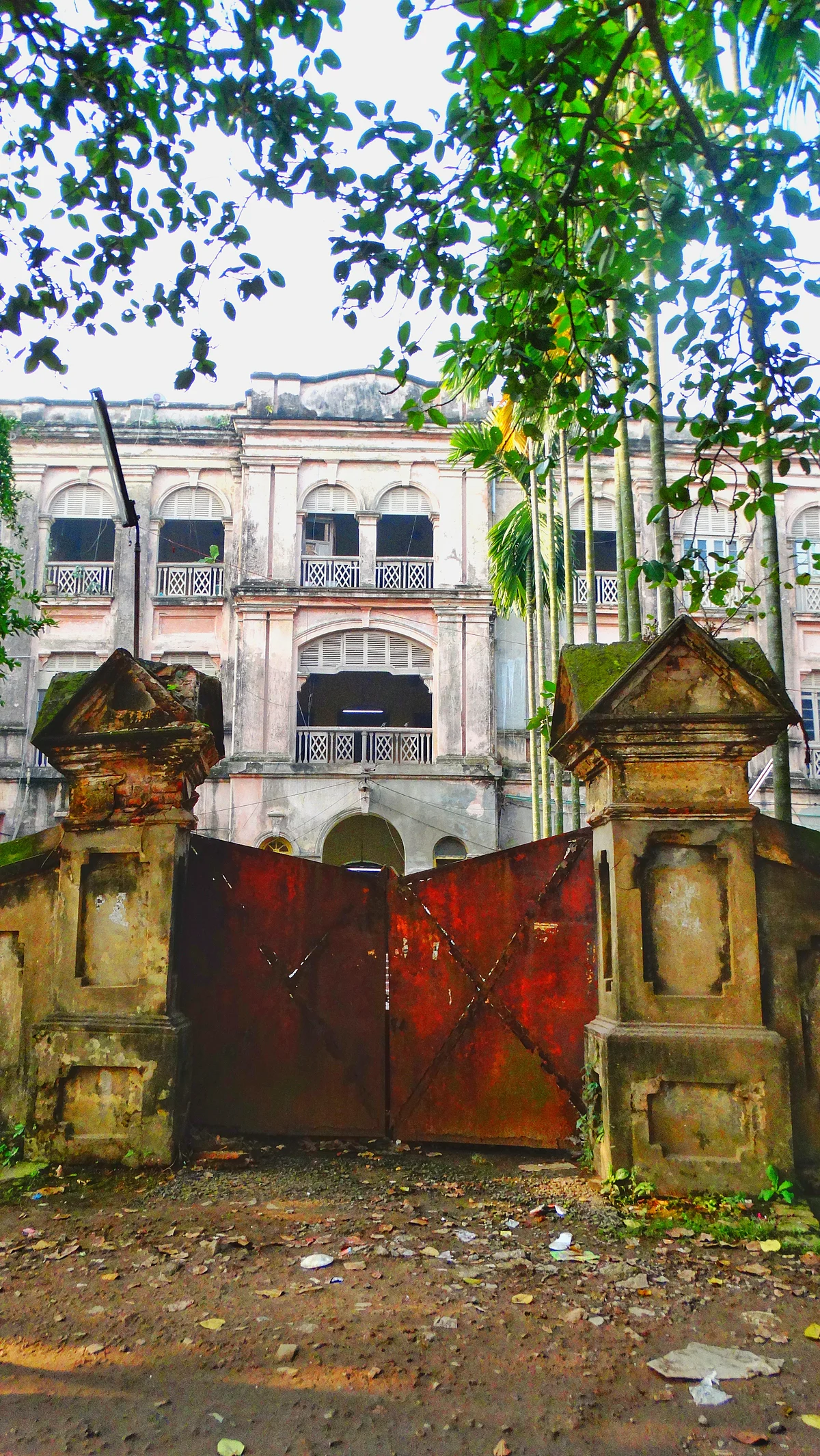 The Danish ruins of Serampore.