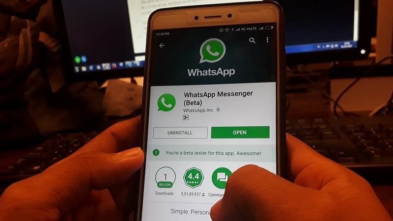 WhatsApp messages with forward label now rolling out to users.&nbsp;
