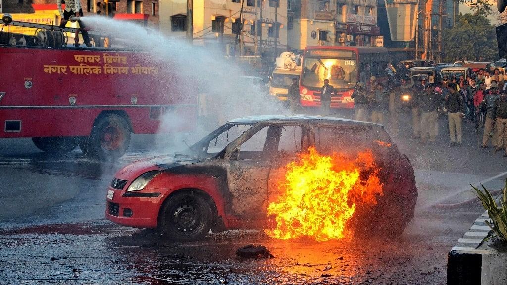 Mob set vehicles ablaze as they protested against the release of ‘Padmaavat’.