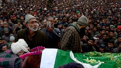 People participate in the funeral procession of a 19-year-old Rayees Ahmad who succumbed to injuries that hit him during the Shopian firing incident on 31 January 2018.