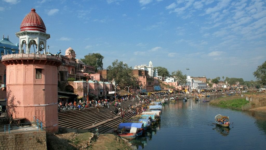 Ram Ghat, located on the banks of river Mandakini, is considered to be very auspicious.