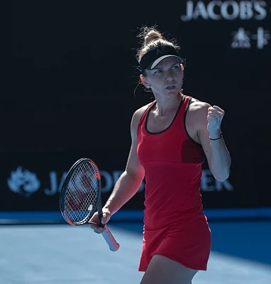 MELBOURNE, Jan. 25, 2018 (Xinhua) -- Simona Halep of Romania celebrates scoring during the women