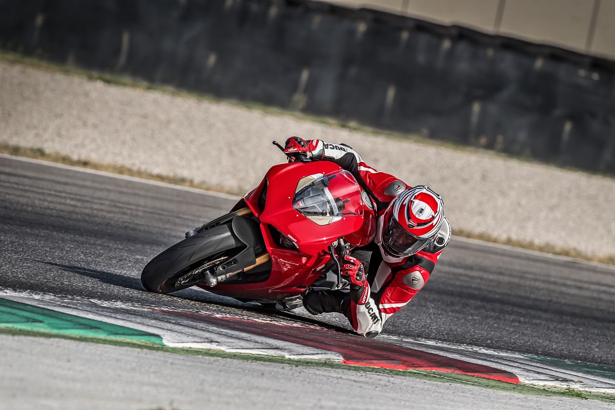 The latest superbike from Ducati is their first to pack a four-cylinder engine. 