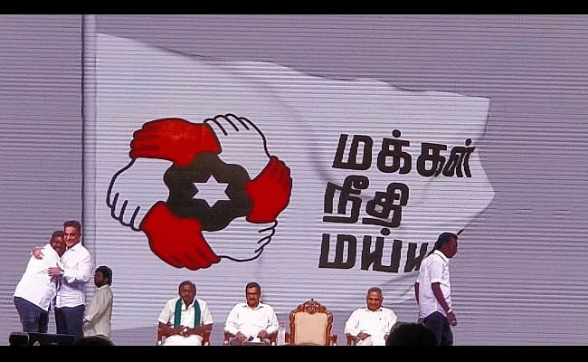 Makkal Needhi Maiam, Kamal Haasan’s new party has a flag with six hands and he had an explanation for it.
