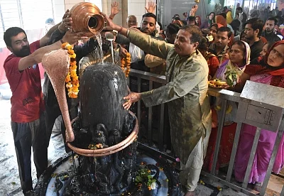 A day after celebrations ended in other northern states, Mahashivratri festivities, unique to this Himachal Pradesh town that will continue for a week, began on Thursday amidst a gathering of over 200 hill gods and goddesses. (Photo: IANS)