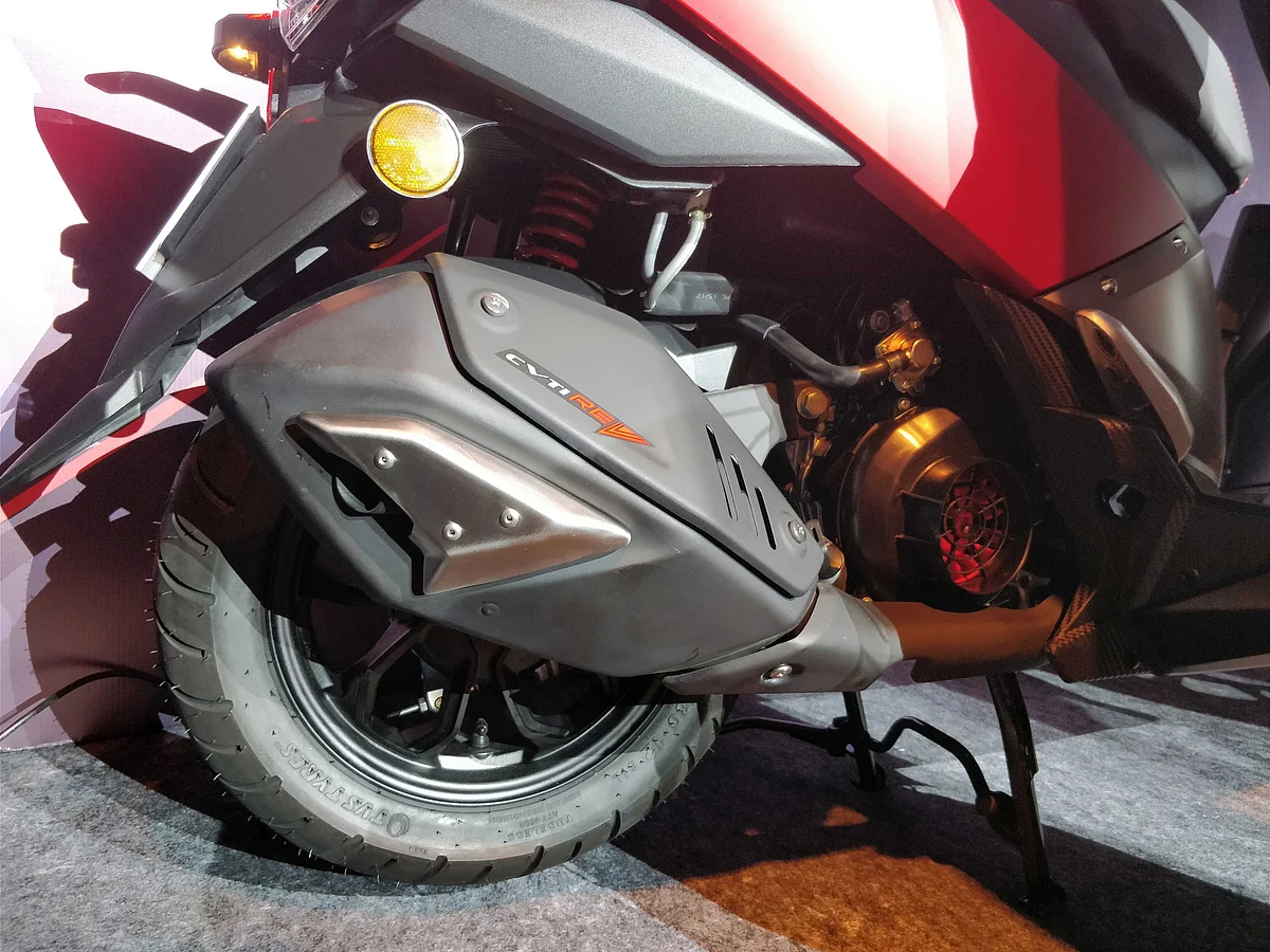 Look at that exhaust! Muscle!