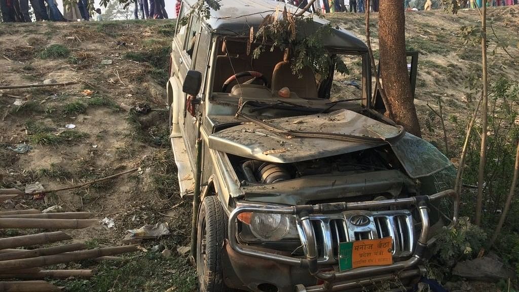 A Mahindra Bolero that lost control and rammed into a government school building crushing 9 kids to death in Muzaffarpur of Bihar on 24 February, 2018. 