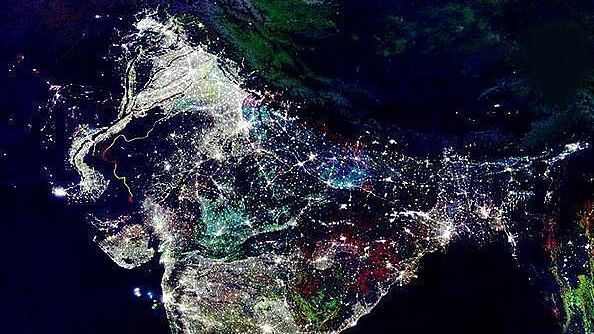 The evergreen fake photo of India during Diwali is back.