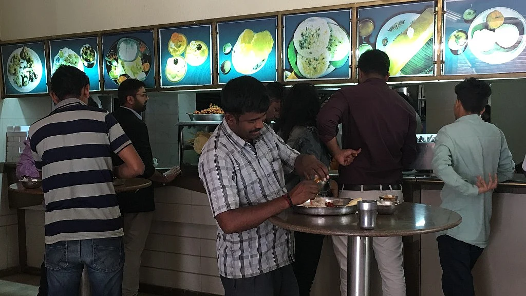 <i>Darshinis </i>are characterised by the model of ‘pay first, eat later’. Representative image.